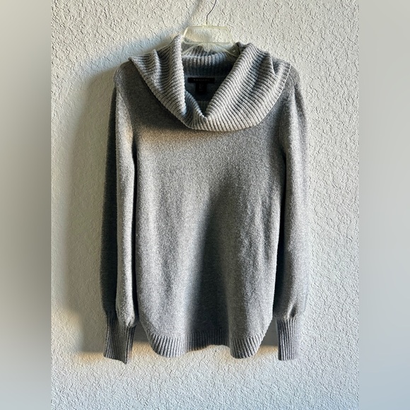 Tahari Sweaters - Tahari | Light Grey Turtleneck Sweater